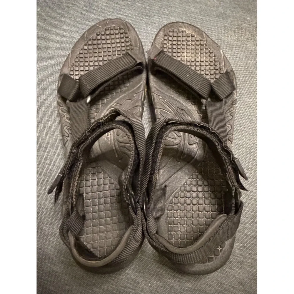 Teva Valkyrie Mens Black Sport Sandals Hiking Water Shoes Size 13M F08A8